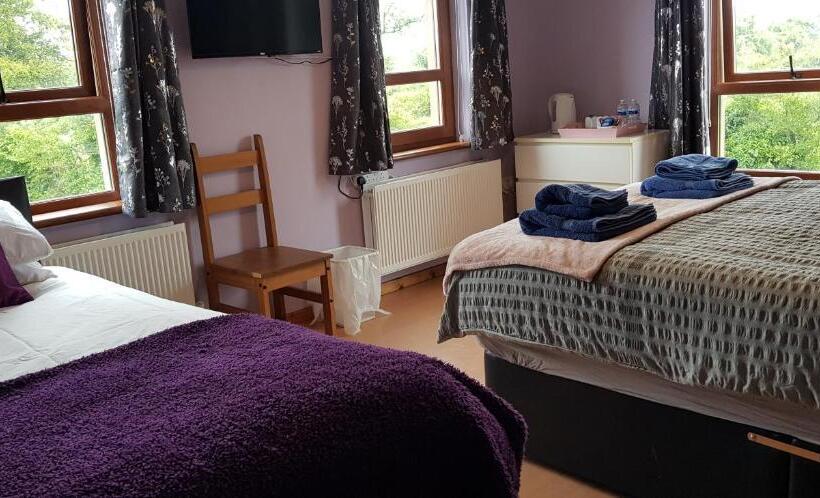Семейный Номер, Maghernahar House B&b