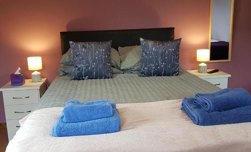 Семейный Номер, Maghernahar House B&b