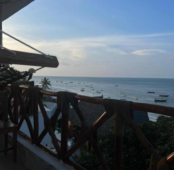 Трехместный Номер Стандарт с Балконом, Ksn Zanzibar Beach