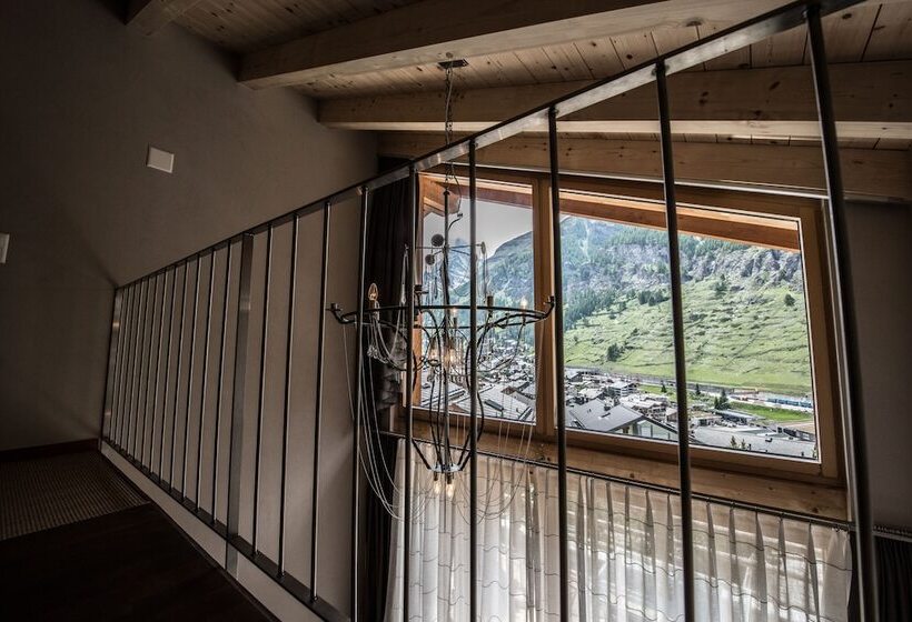 חדר סטנדרט לארבעה, Alpenlodge