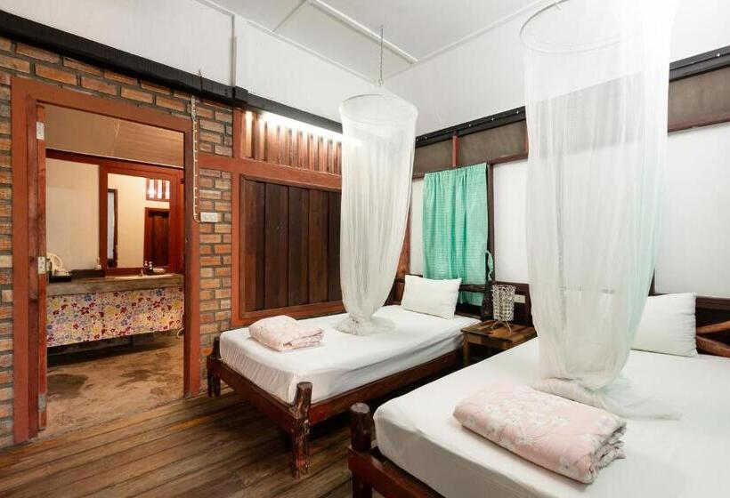 بنجلو قياسى, Green View Village Resort   Sha Plus