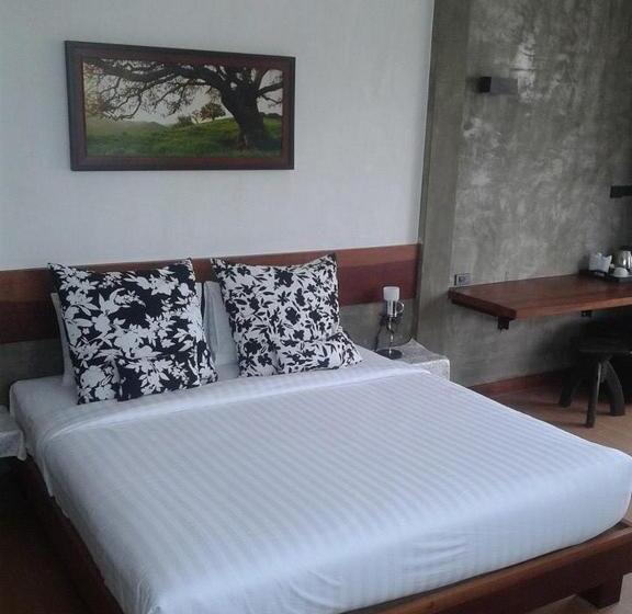 غرفة كمفورت مع بلكونة, Green View Village Resort   Sha Plus