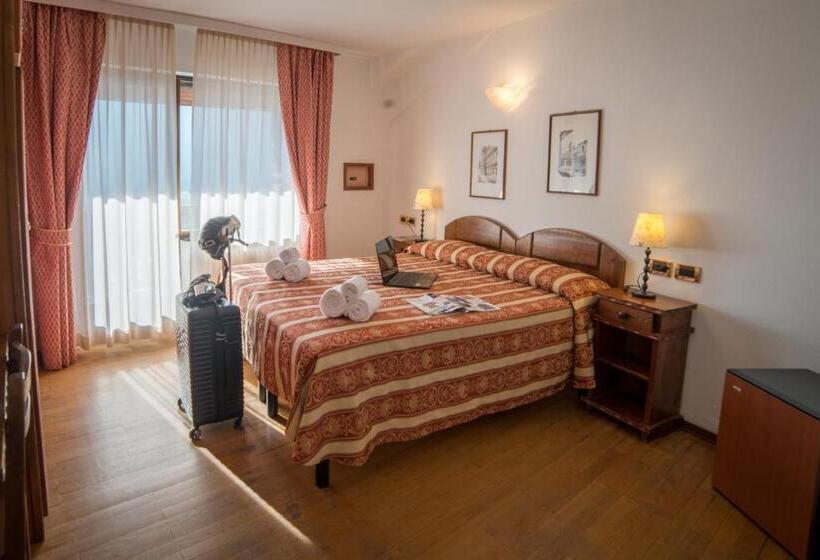 غرفة قياسية, Hg Hotel Italia