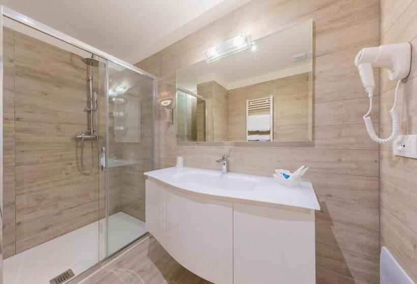四人豪华间, Marina Palace Hotel 4 Stelle S
