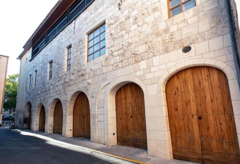 패밀리 스튜디오, Studio Du Maire Maison De L église Du Couvent
