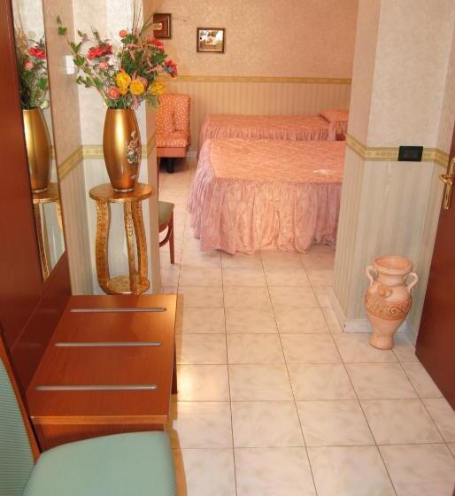 Номер Стандарт Трехместный, Nespolo D'oro