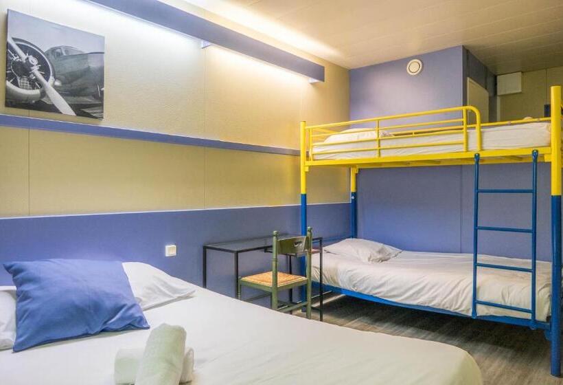 Четырехместный Номер Economy, Fasthotel Orléans Nord Artenay