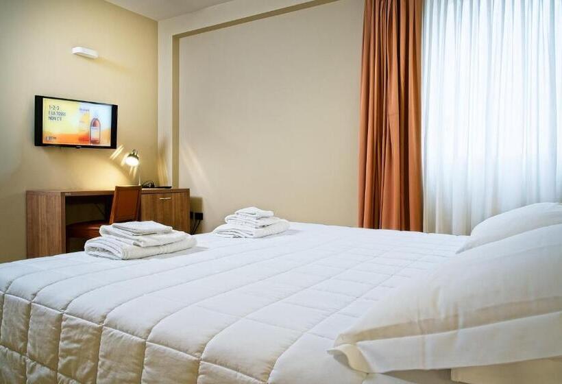Номер Стандарт, Albergo Papillon