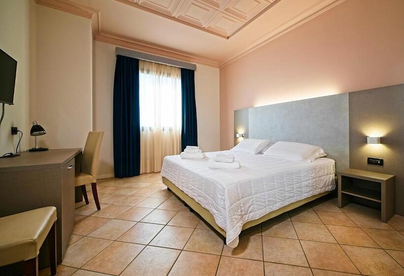 Номер Стандарт, Albergo Papillon