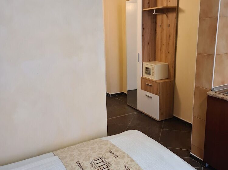 اتاق اکونومی, Esos Hotel Quelle
