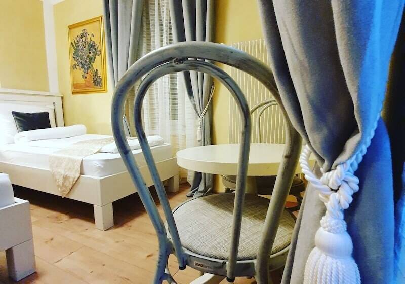 اتاق استاندارد سه نفره, Esos Hotel Quelle