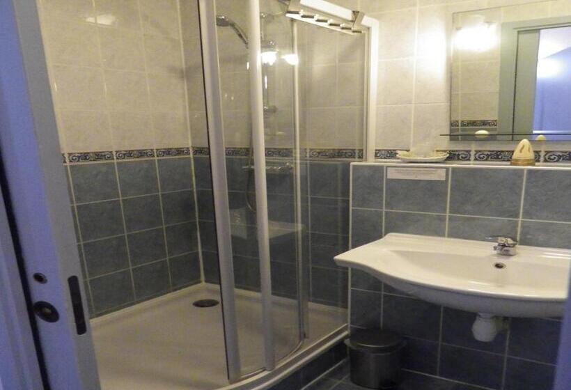 Номер Стандарт, Hostellerie De La Poste