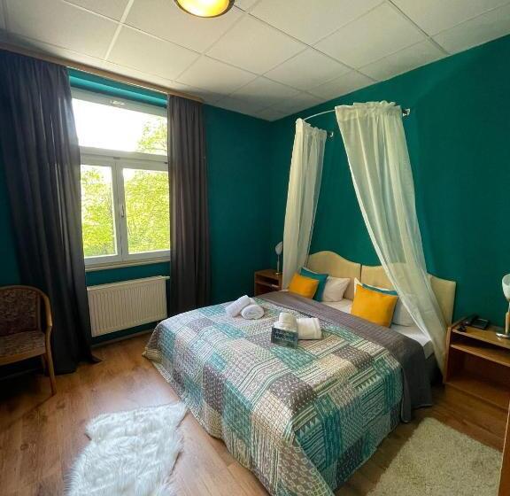 Номер Стандарт, Parkhotel Waldschlösschen
