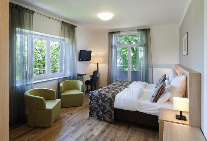 Номер Deluxe с Балконом, Bodensee Hotel Sonnenhof