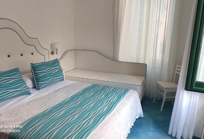 Номер Стандартный с Видом, Albergo S. Andrea