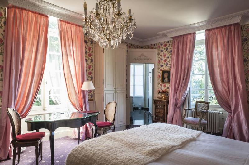 Номер Superior, Chateau D Apigne Rennes