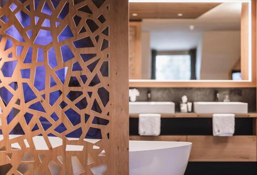 سوییت, Majestic Hotel & Spa Resort