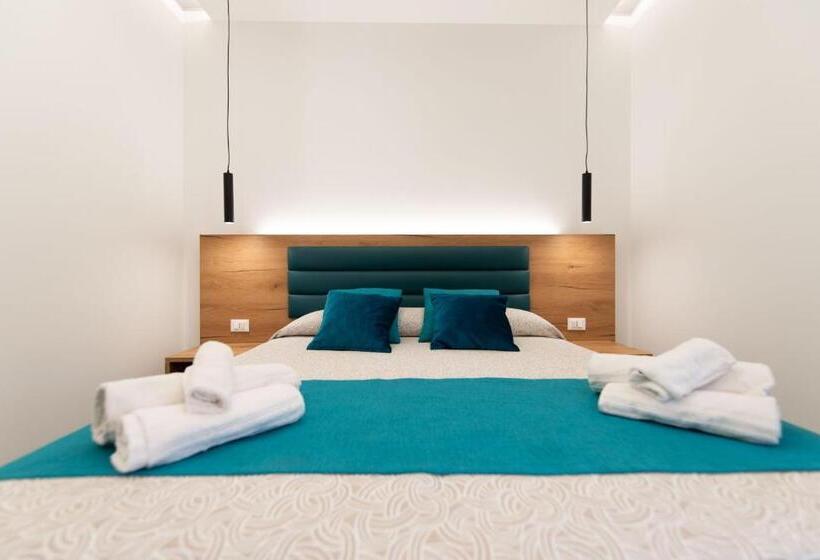 اتاق استاندارد اینتریور, Room And Breakfast Aloe