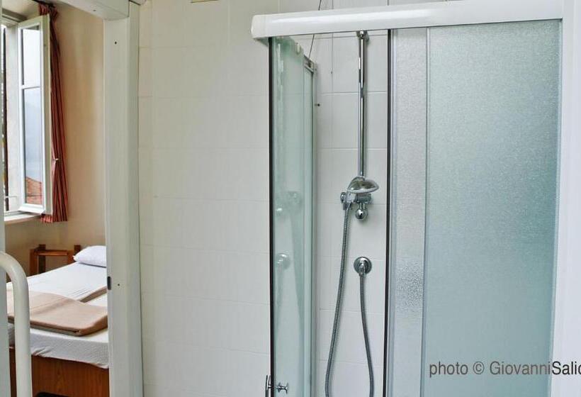 Номер Стандарт, Santangela Hostel & Rooms