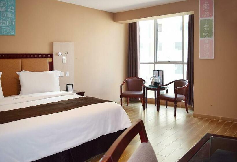 سوییت جونیور, Gran Mundo Hotel & Suites