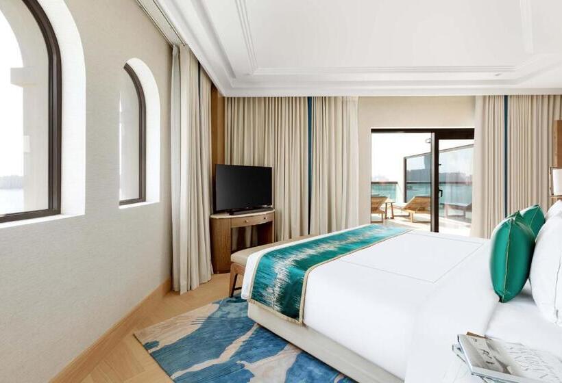 Клубный люкс с видом на море, Taj Exotica Resort & Spa, The Palm, Dubai