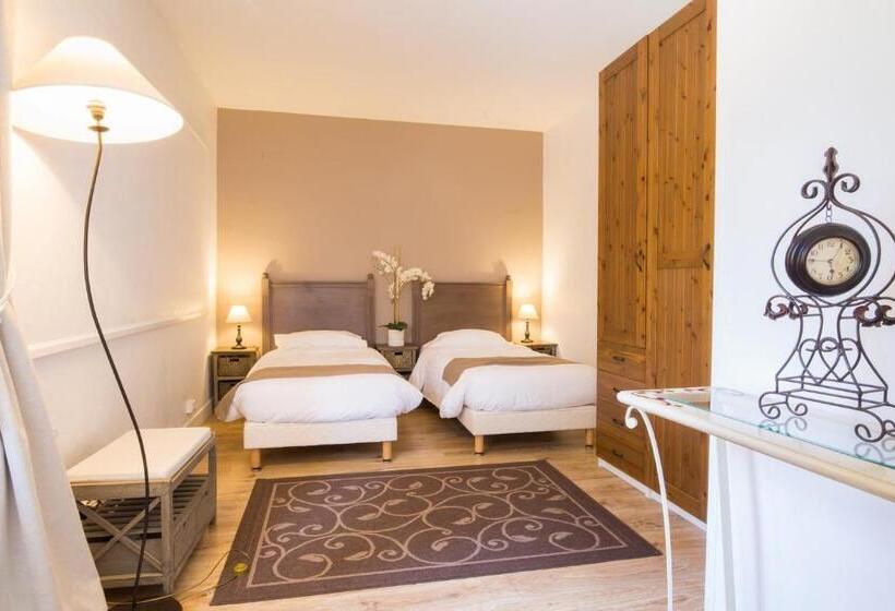 스위트, Logis Hotel Le Petit Casset