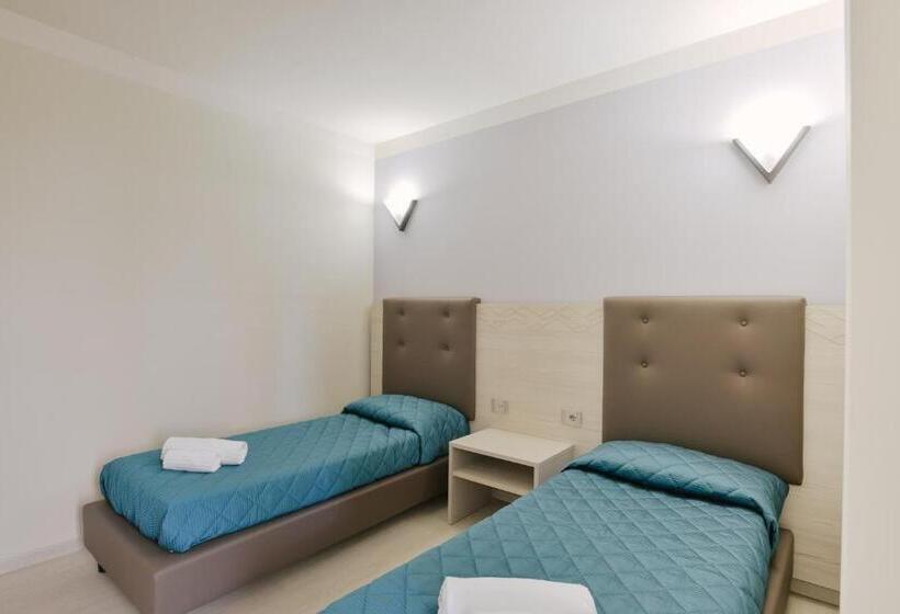Superior 2-bedroom flat with sea view, Residence Picalè
