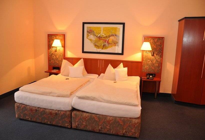 Номер Стандарт, Altstadthotel An Der Werra