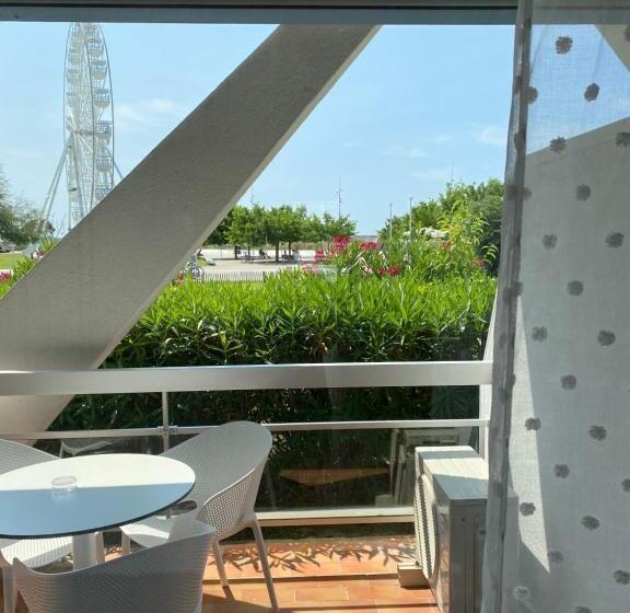 Номер Стандарт Трехместный, Hôtel Saint Clair, Côté Plage