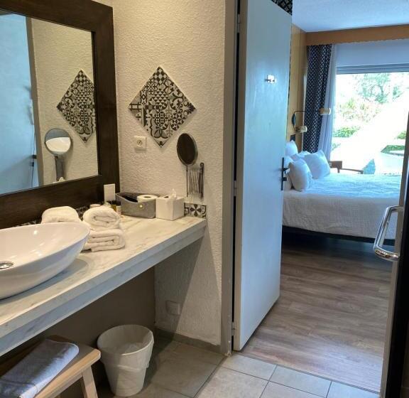 Номер Стандарт Адаптированный для Инвалидов, Hôtel Saint Clair, Côté Plage