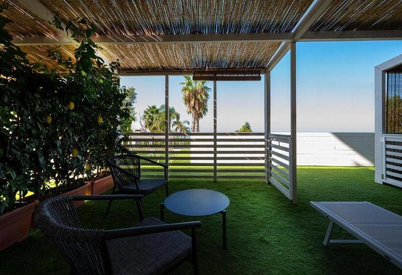 Standard Triple Room with Terrace, Sogaris