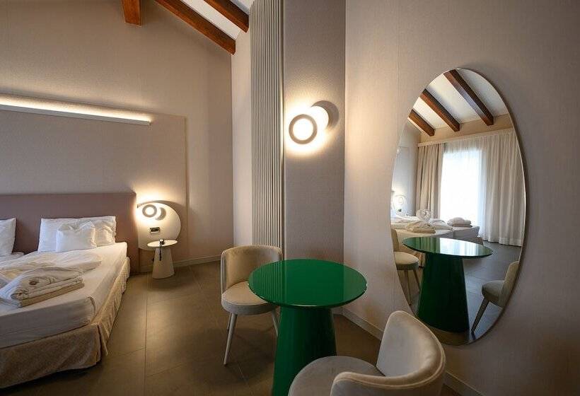 Полулюкс с Балконом, Villa Nicolli Romantic Spa Resort   Adults Only