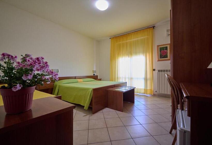 Номер Стандарт, Albergo Shine