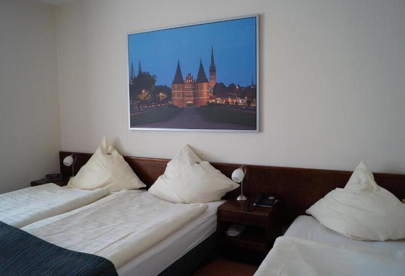 اتاق استاندارد سه نفره, Forsthaus St. Hubertus