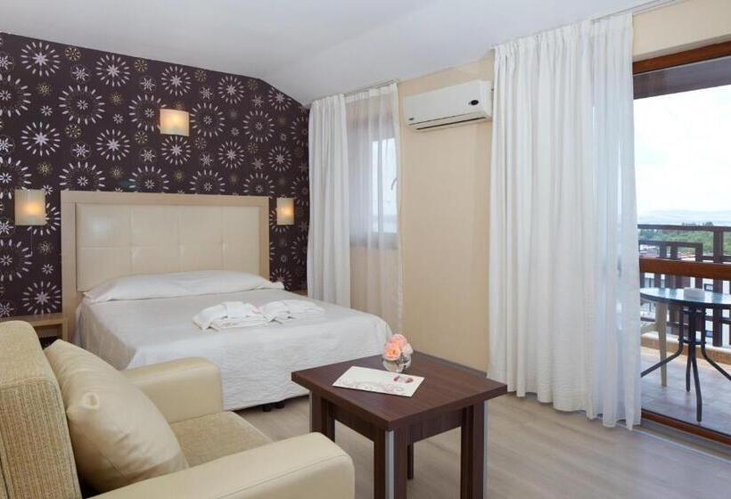 اتاق استاندارد, Relax Holiday Complex & Spa