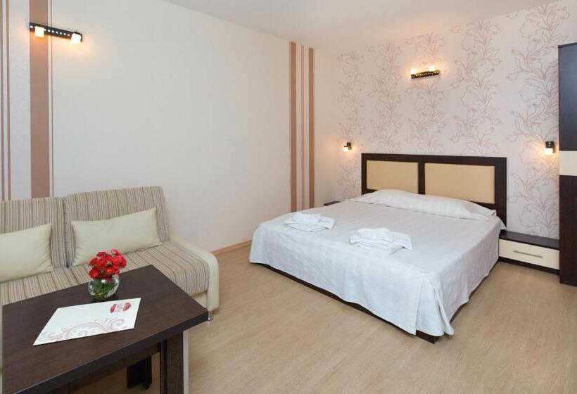 سوییت خانوادگی, Relax Holiday Complex & Spa