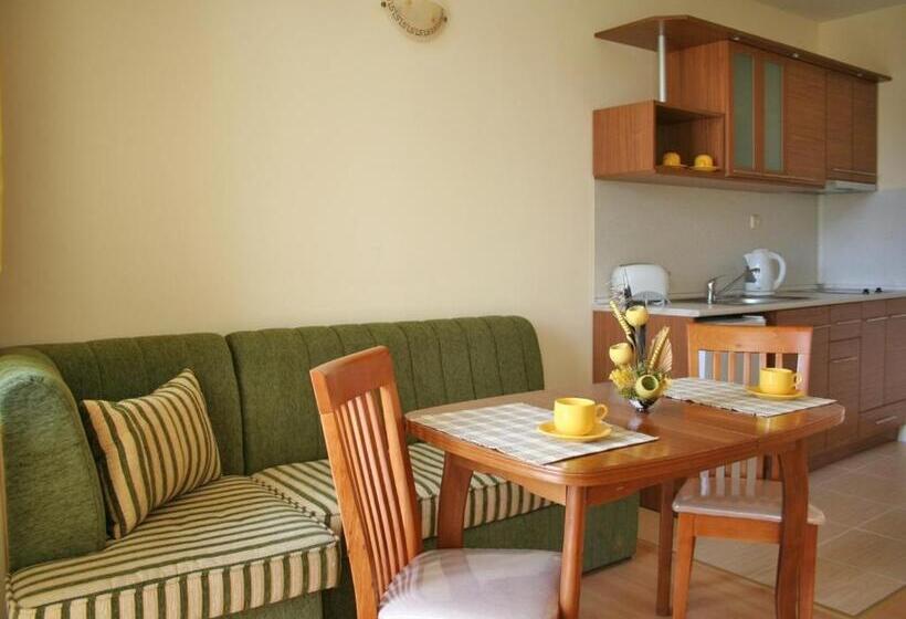 Economy Studio, Relax Holiday Complex & Spa