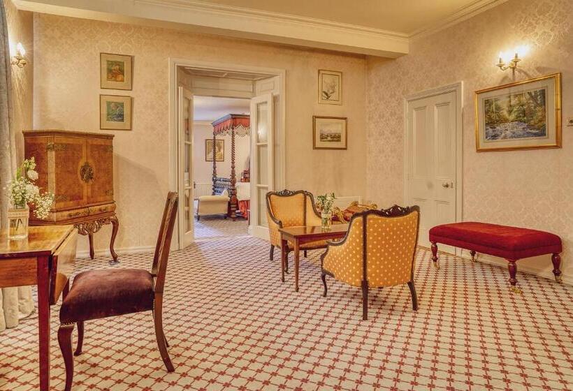 Люкс, Castle Grove Country House