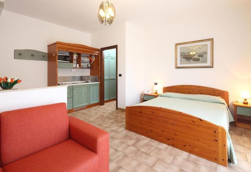 استودیو کامفورت, Residence Hotel Kriss
