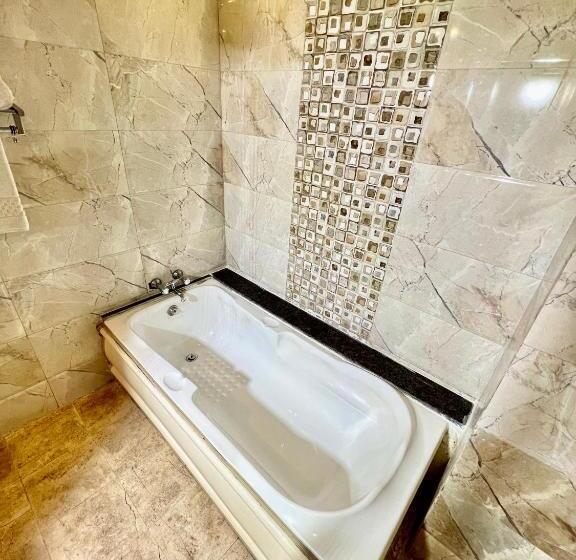 اتاق سوپریور, Sea Hawk Hill Resort A Luxury Boutique Resort, 20 Km From Nainital