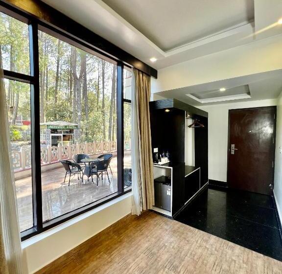 اتاق استاندارد با بالکن, Sea Hawk Hill Resort A Luxury Boutique Resort, 20 Km From Nainital