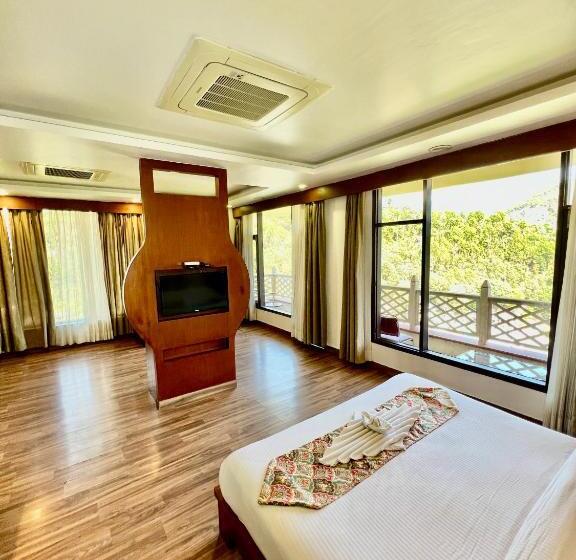 اتاق سوپریور, Sea Hawk Hill Resort A Luxury Boutique Resort, 20 Km From Nainital