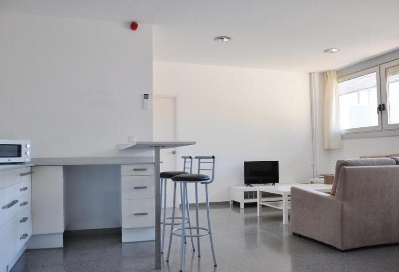 带3个卧室的公寓, Residencia Universitaria Campus De Montilivi
