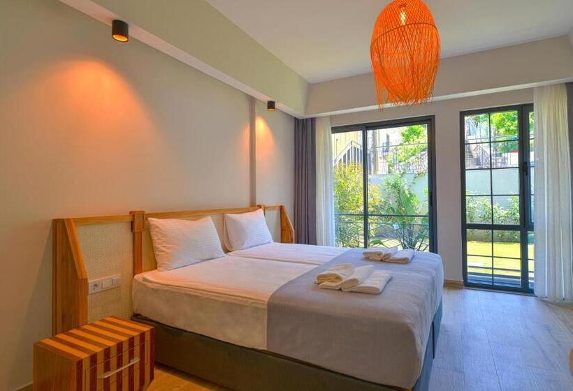 Номер Стандарт Вид на Сад, Bliss Loft
