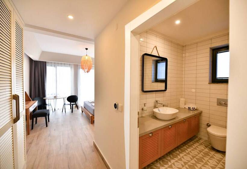 Семейный Номер Вид на Сад, Bliss Loft