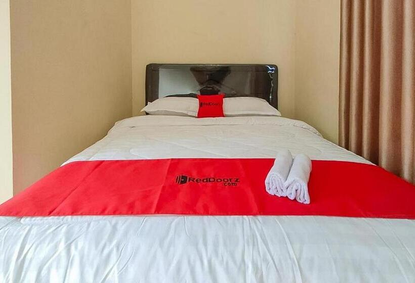 Номер Стандарт, Reddoorz Near Bns Batu