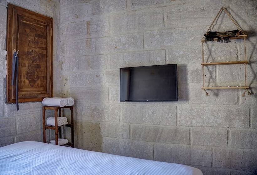 اتاق استاندارد, Saliche Cave Suite