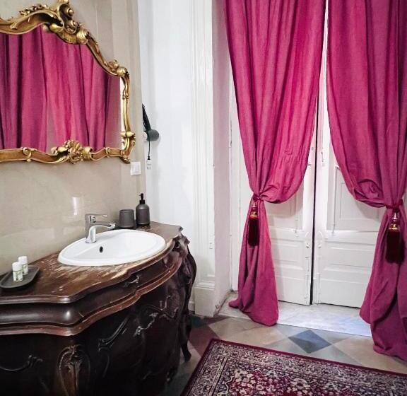 اتاق استاندارد, Sofia Katane Suites