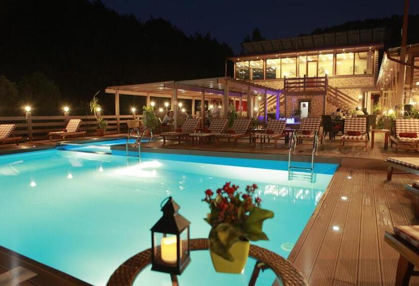 Номер Deluxe Кровать Кинг, Best Western Plus Paradise Hotel Dilijan