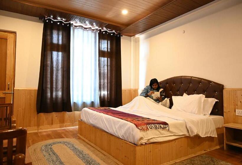 스탠다드 룸 킹사이즈 침대, Hobknob Sissu   Boutique Home